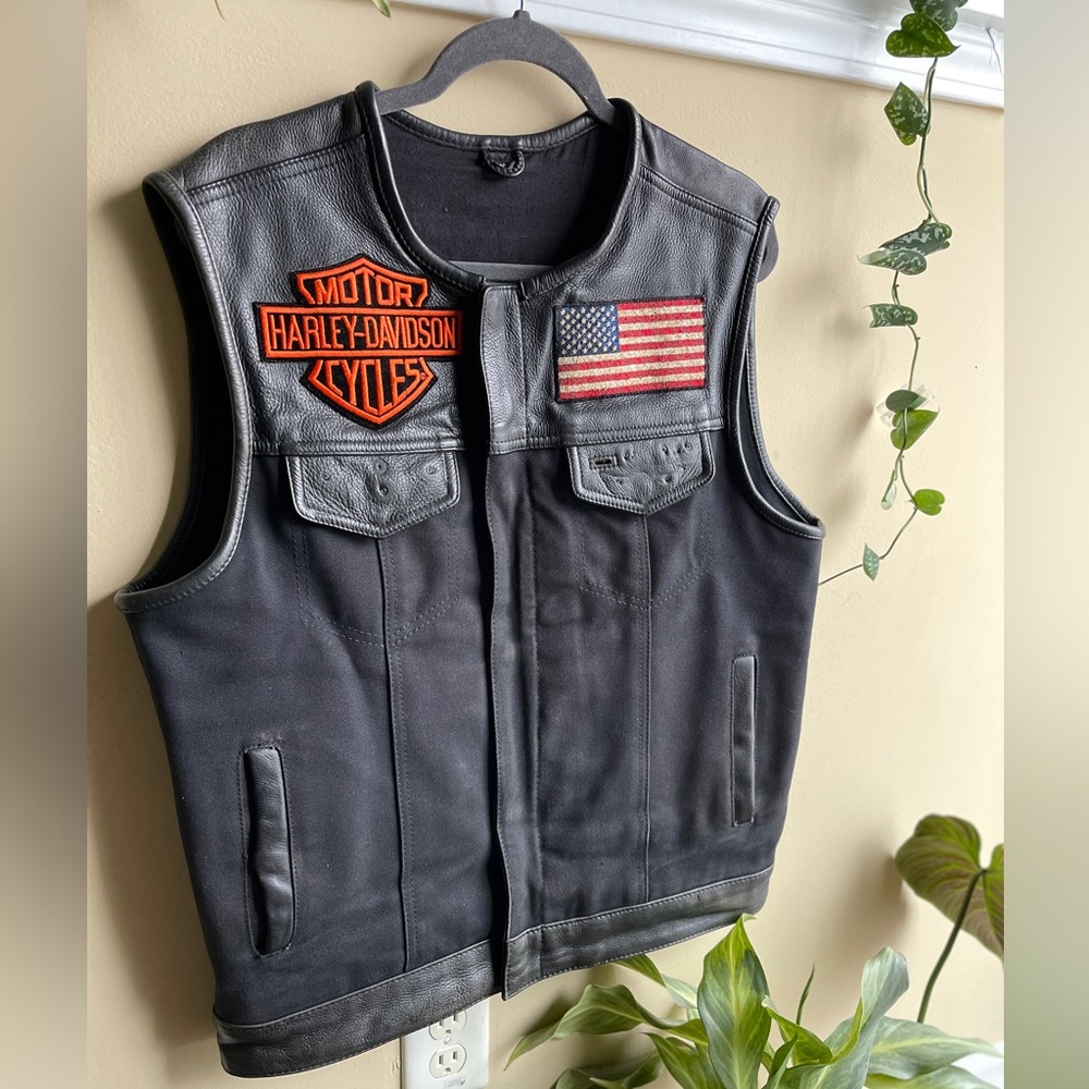 First Manufacturing 49/51 Men's Motorcycle Denim/Leather Vest Harley Davidson